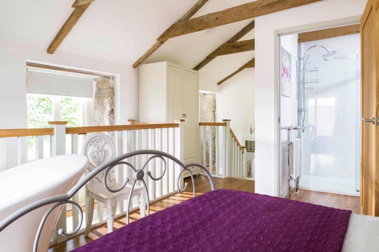Red River Stables - Peaceful, Beautiful Grounds, Swimming Pool, Central Location For West Cornwall Camborne Buitenkant foto