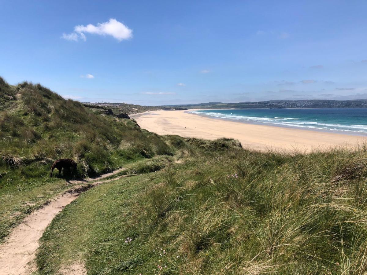 Red River Stables - Peaceful, Beautiful Grounds, Swimming Pool, Central Location For West Cornwall Camborne Buitenkant foto