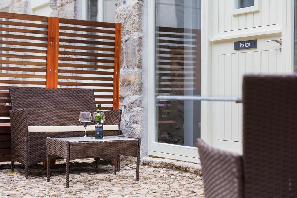 Red River Stables - Peaceful, Beautiful Grounds, Swimming Pool, Central Location For West Cornwall Camborne Buitenkant foto