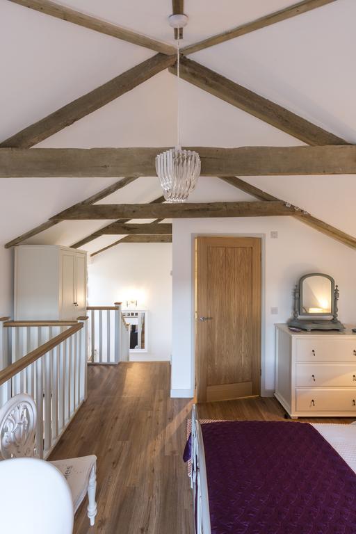 Red River Stables - Peaceful, Beautiful Grounds, Swimming Pool, Central Location For West Cornwall Camborne Buitenkant foto
