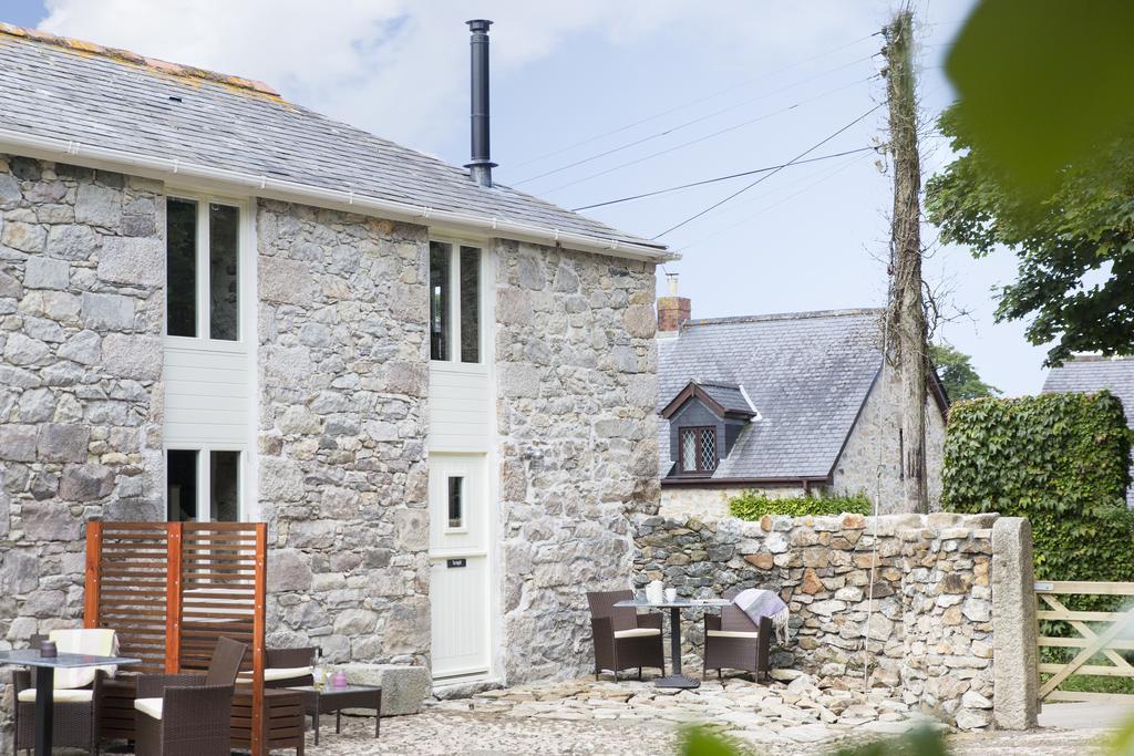 Red River Stables - Peaceful, Beautiful Grounds, Swimming Pool, Central Location For West Cornwall Camborne Buitenkant foto